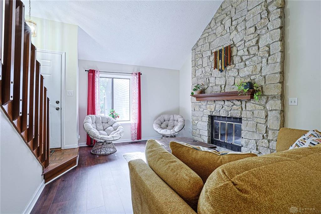 7661 Brams Hill Property Photo 4
