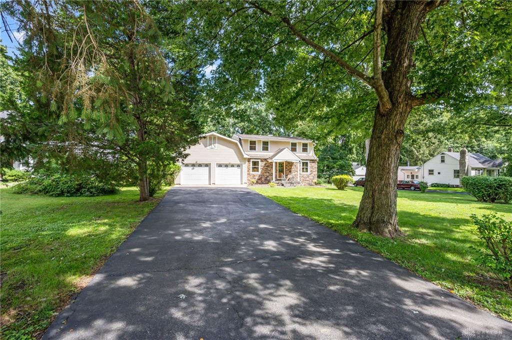 1376 Hanes Property Photo 3