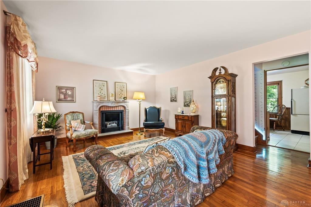 1376 Hanes Property Photo 11