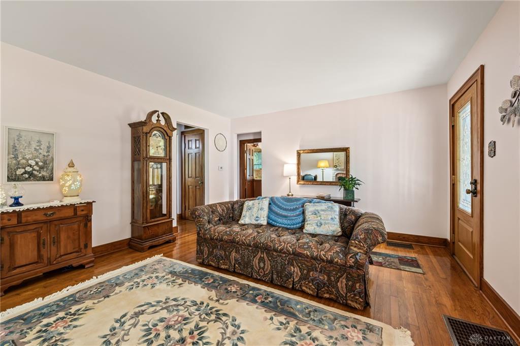 1376 Hanes Property Photo 13