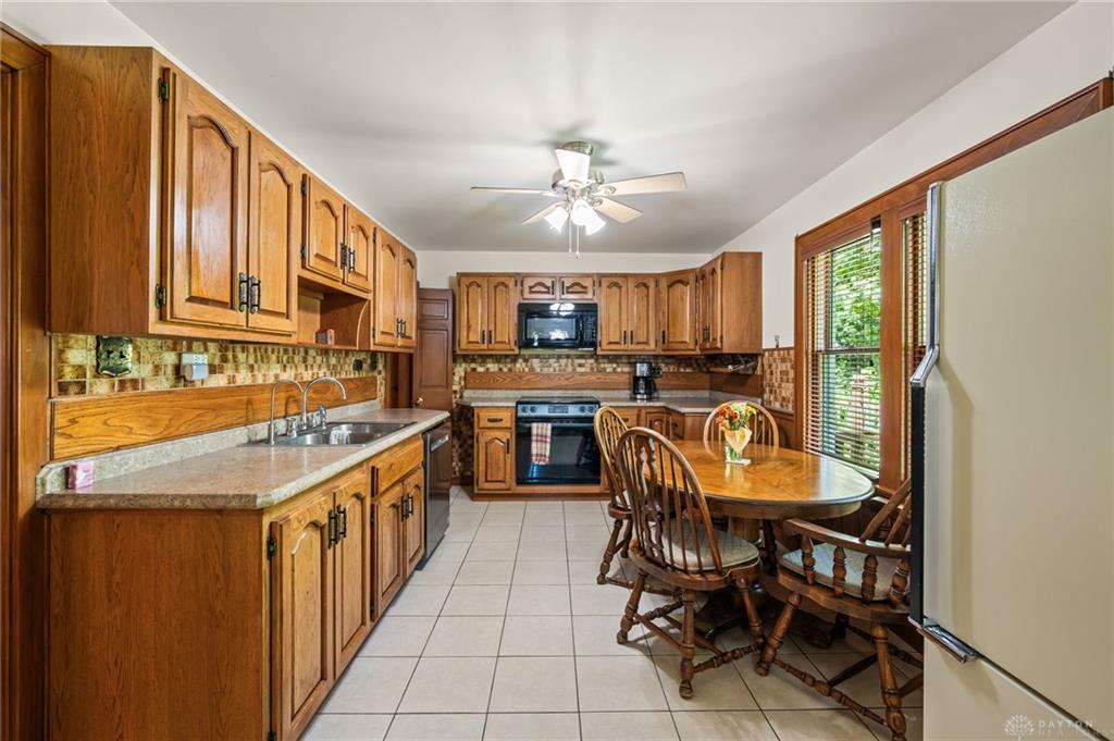 1376 Hanes Property Photo 15