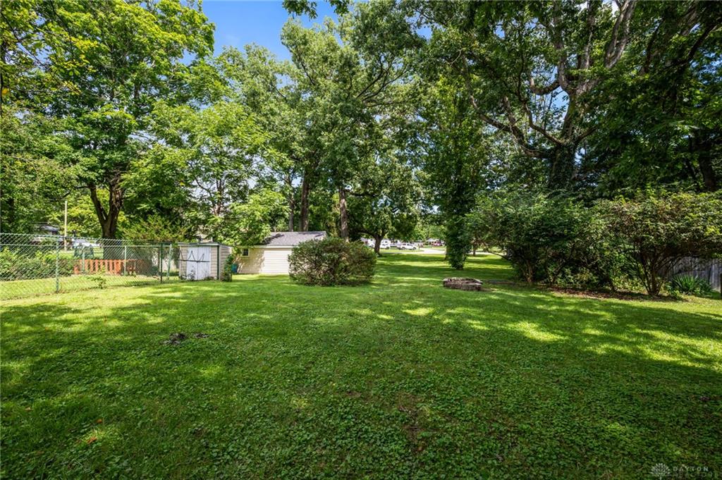 1376 Hanes Property Photo 46
