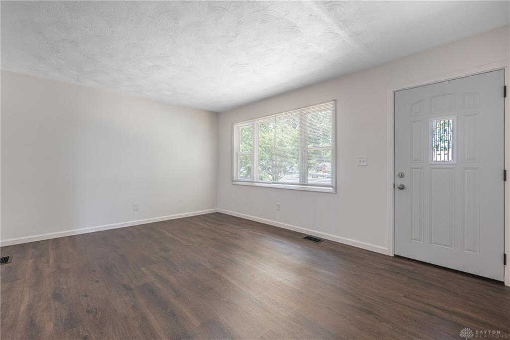 1800 Clarissa Property Photo 8
