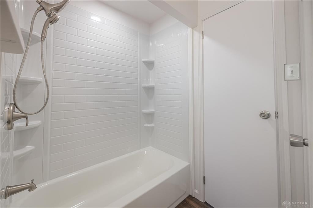 1800 Clarissa Property Photo 19