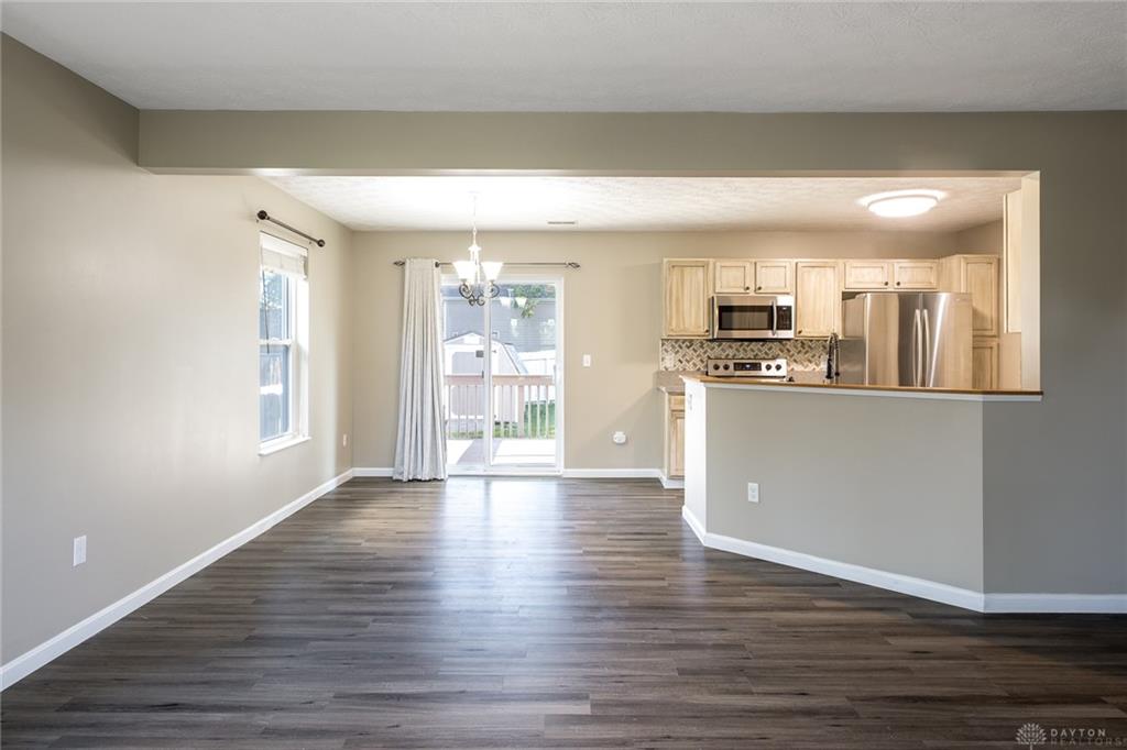 1127 Imperial Property Photo 5