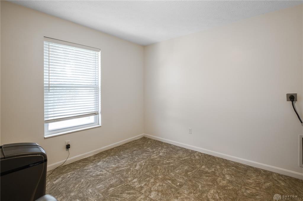 1127 Imperial Property Photo 21