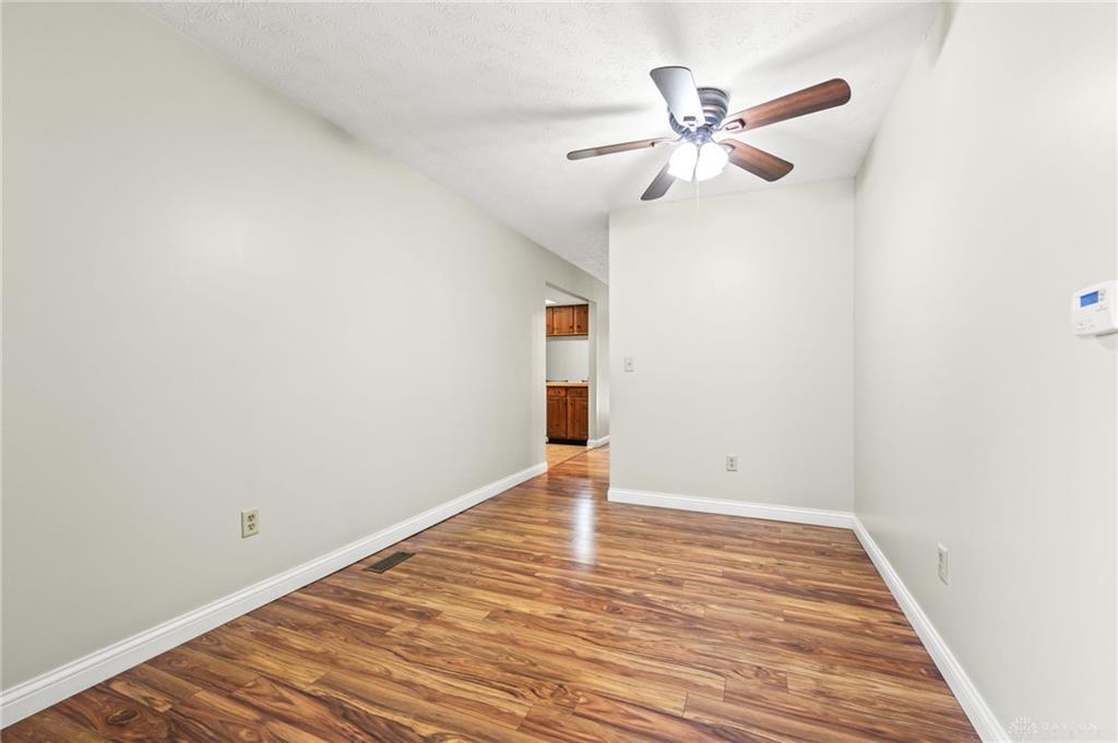 5670 Cobblegate Property Photo 3