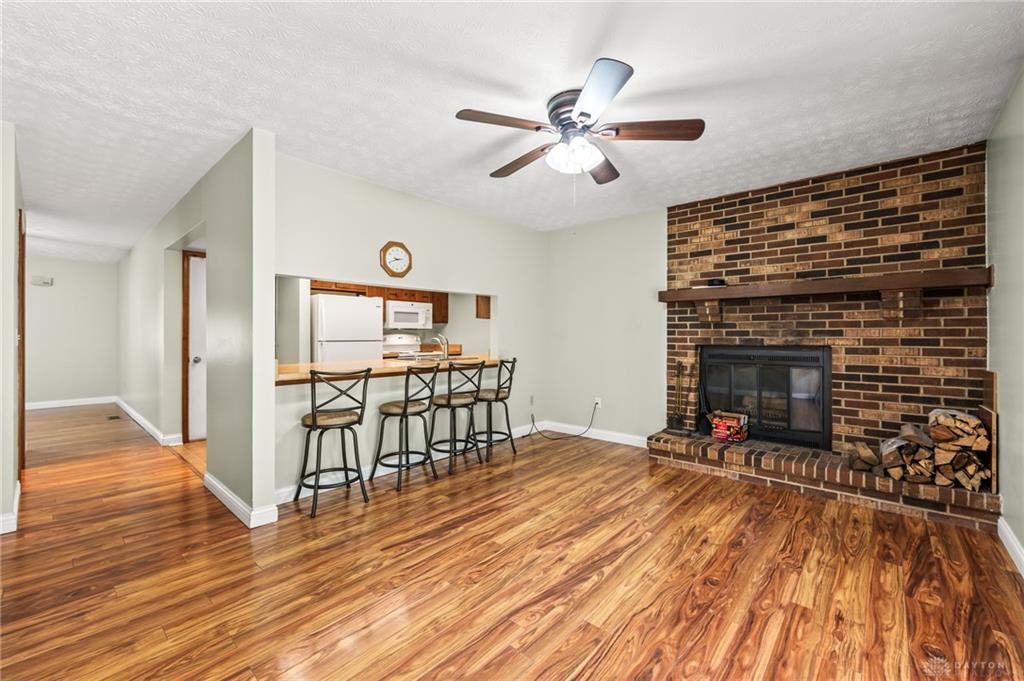 5670 Cobblegate Property Photo 5