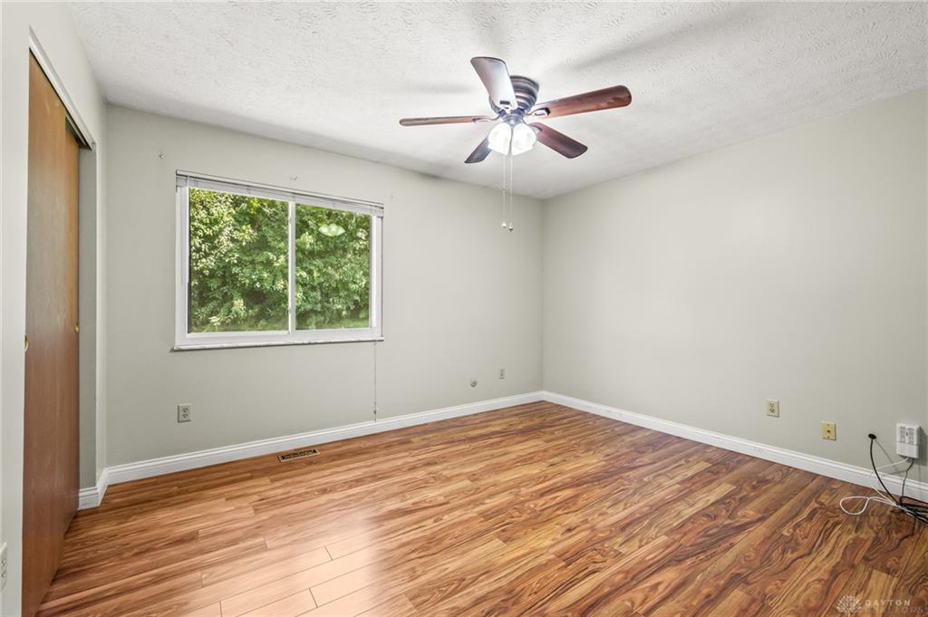 5670 Cobblegate Property Photo 6
