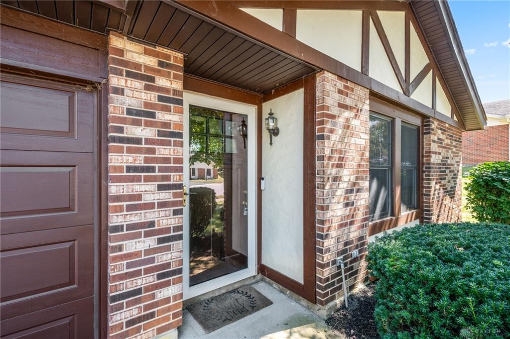 5670 Cobblegate Property Photo 12