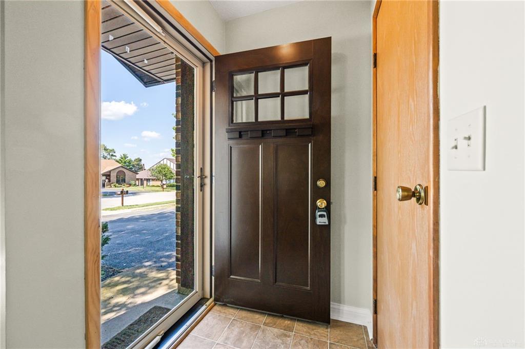 5670 Cobblegate Property Photo 13