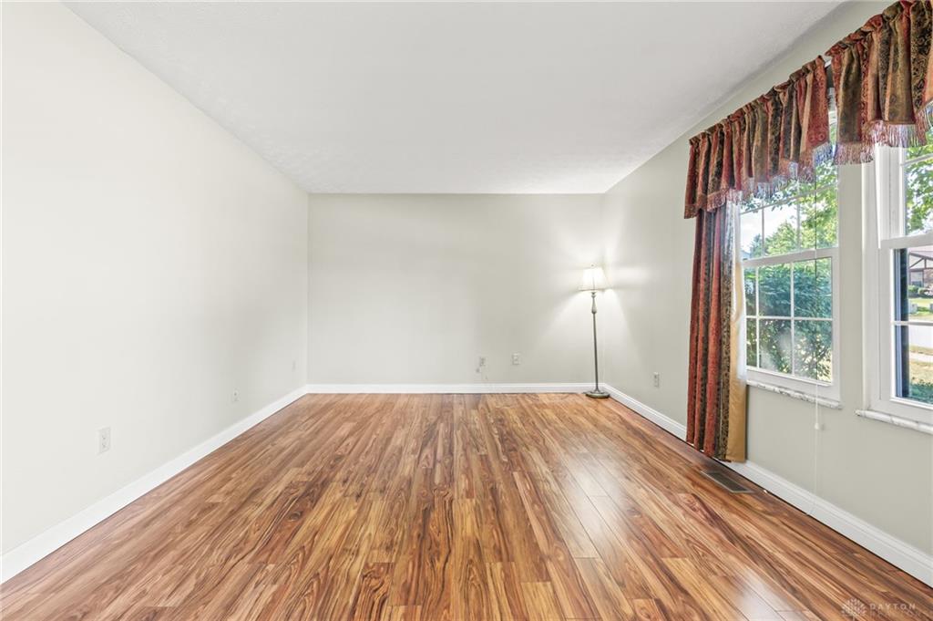 5670 Cobblegate Property Photo 15