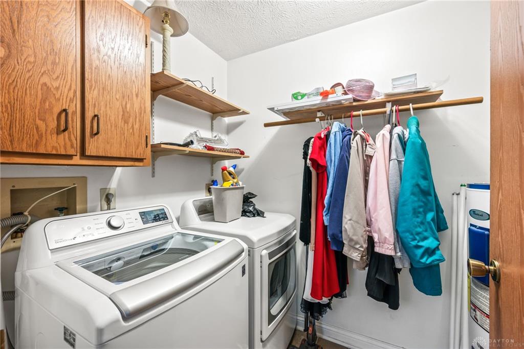 5670 Cobblegate Property Photo 23