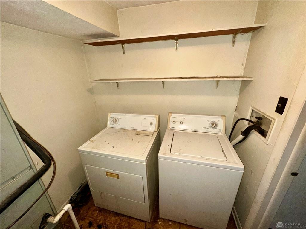 813 Clareridge Property Photo 9