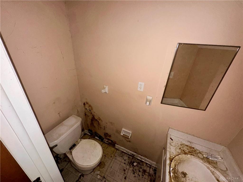 813 Clareridge Property Photo 11