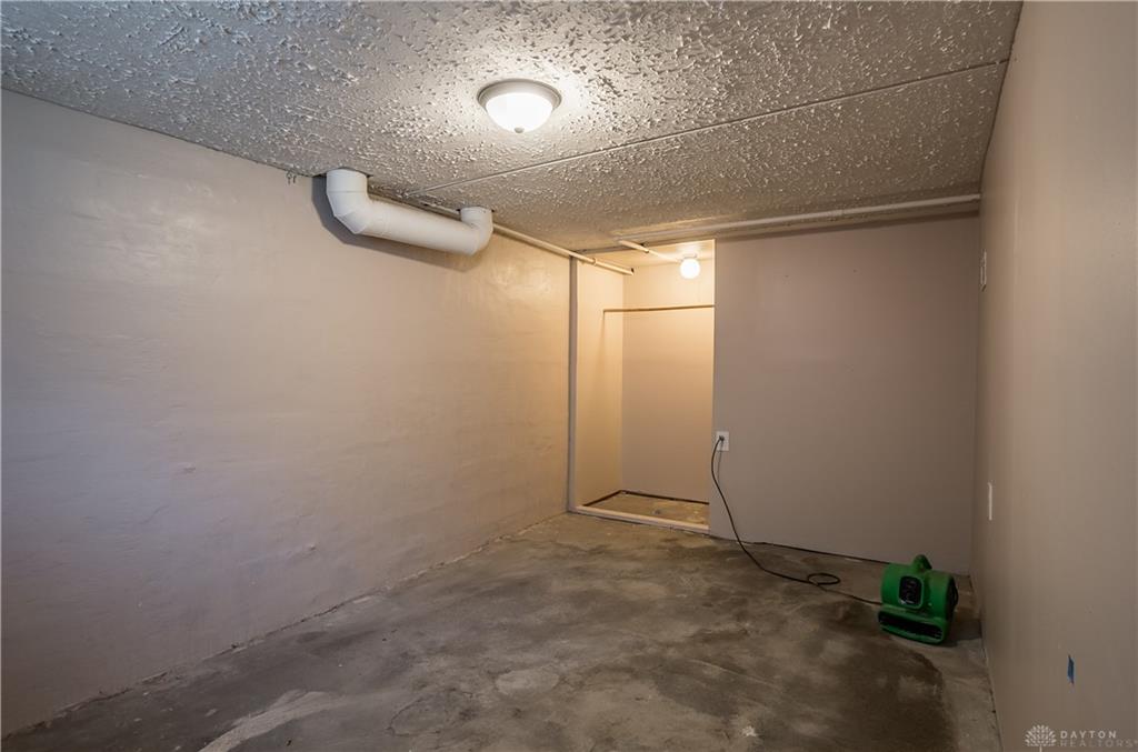 505 Scott Property Photo 23