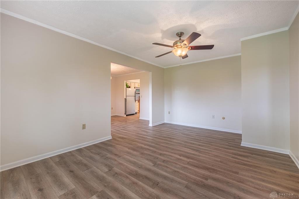 4845 Broadway Property Photo 5
