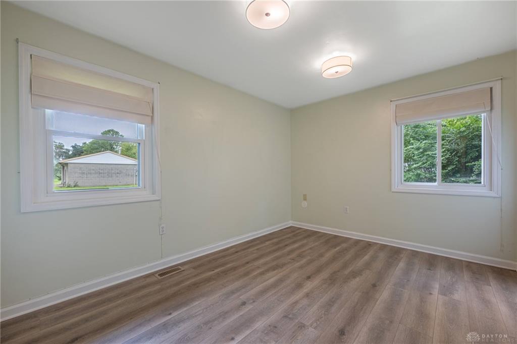 4845 Broadway Property Photo 25