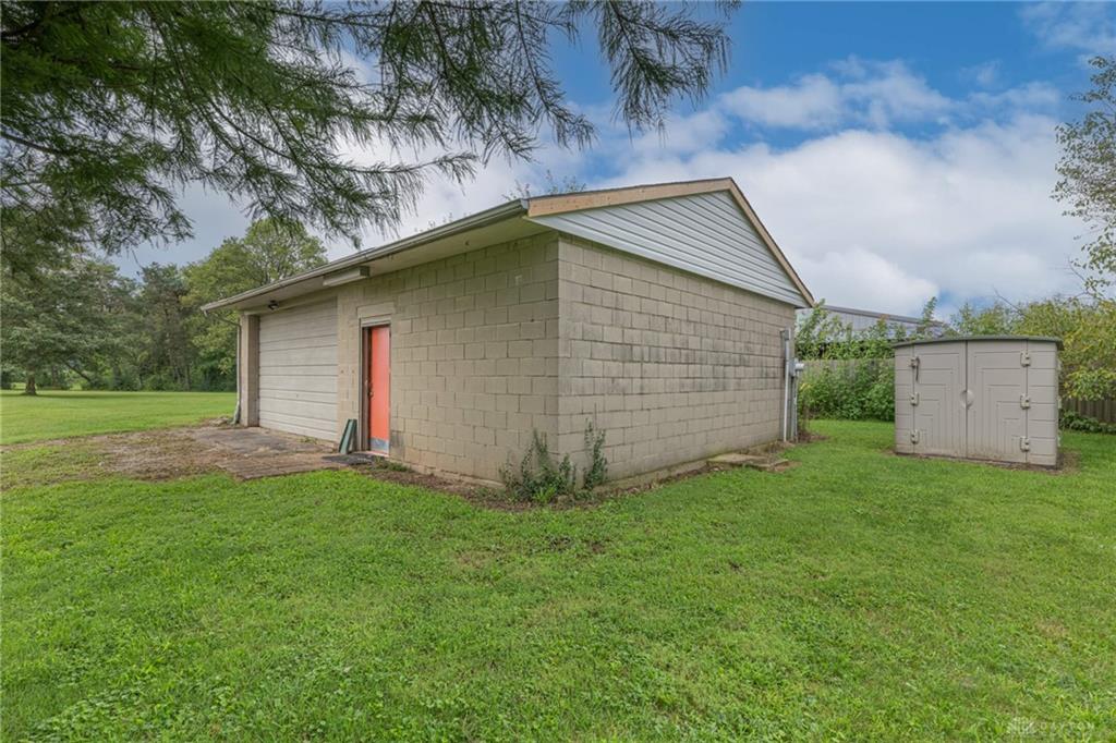 4845 Broadway Property Photo 35