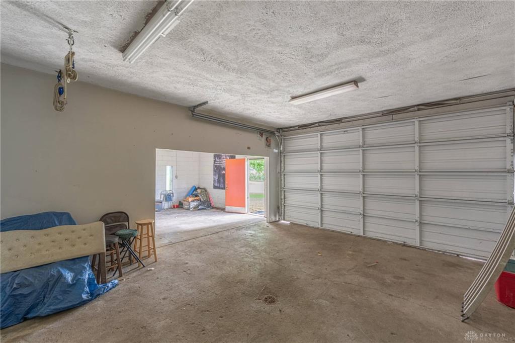 4845 Broadway Property Photo 37