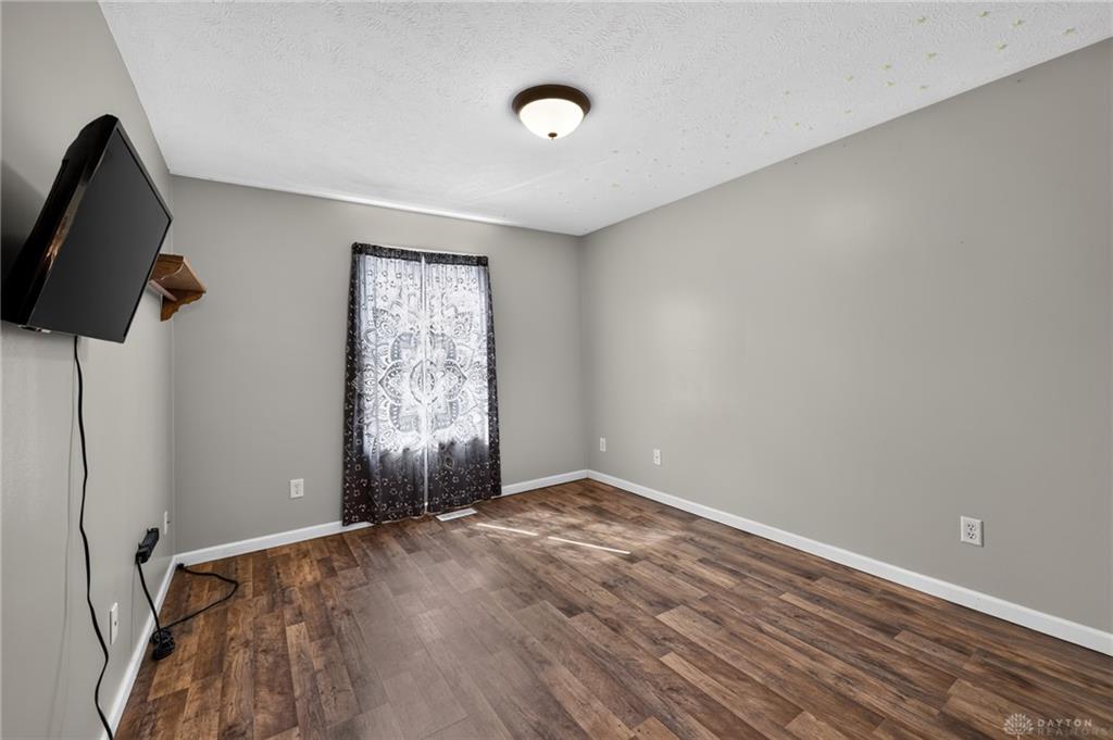 7903 Edgewater Property Photo 18