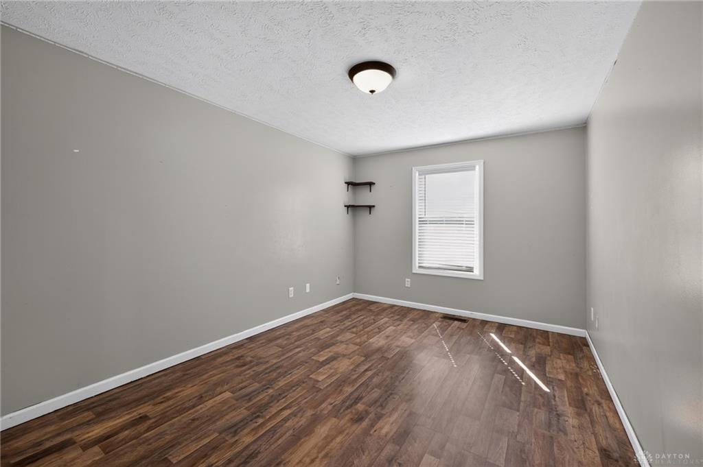 7903 Edgewater Property Photo 24