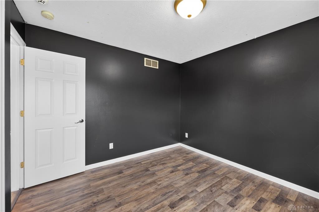 7903 Edgewater Property Photo 28