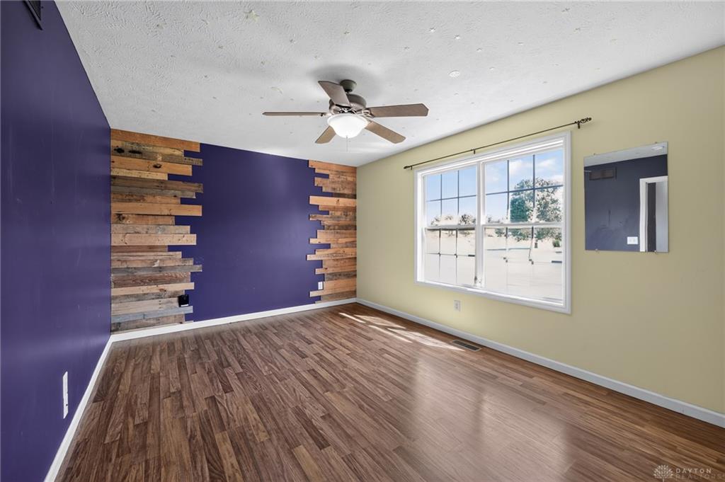 7903 Edgewater Property Photo 30