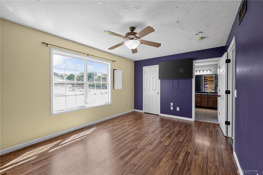 7903 Edgewater Property Photo 32