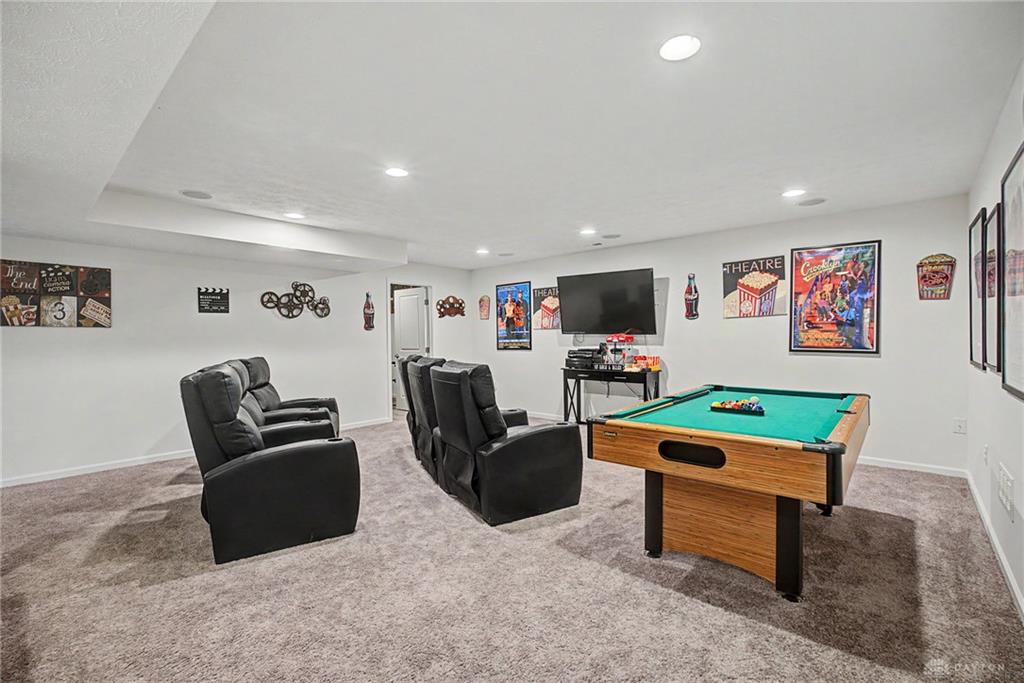 562 Recess Property Photo 24