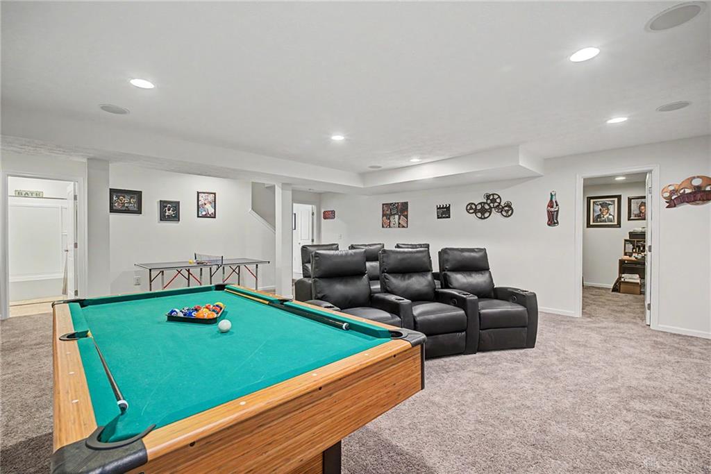 562 Recess Property Photo 25