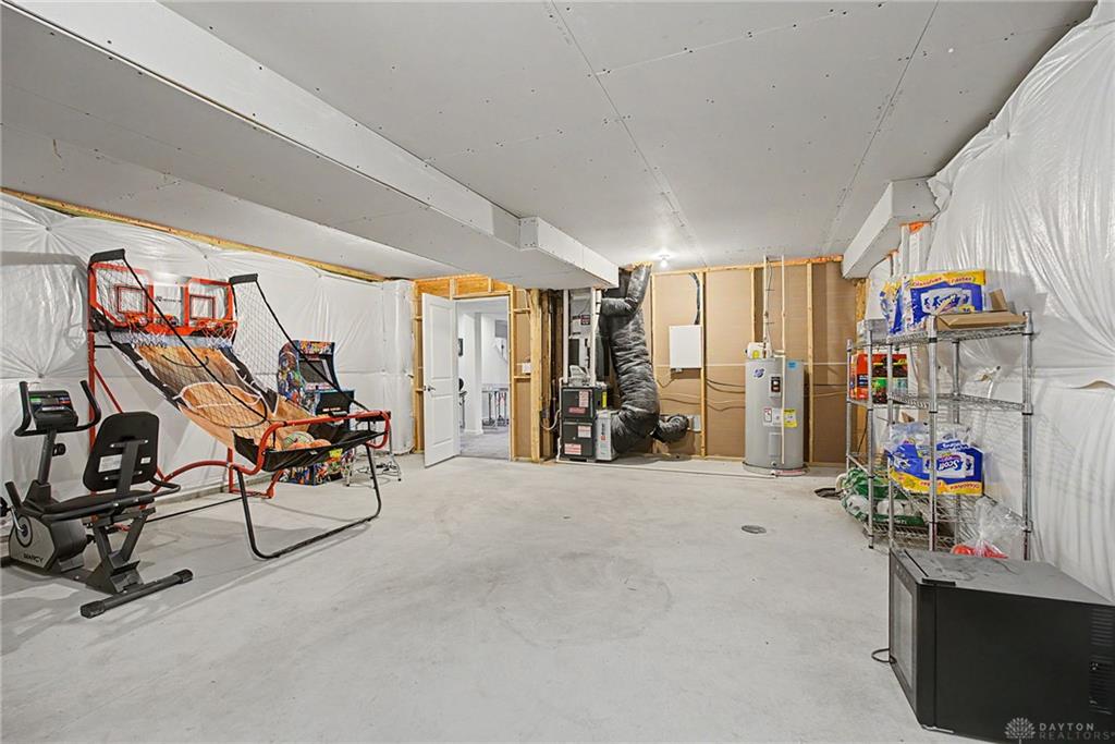 562 Recess Property Photo 30
