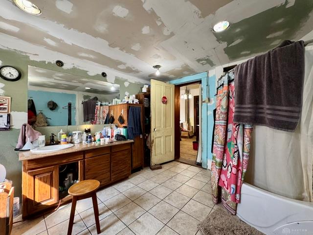 316 S Downing Property Photo 89