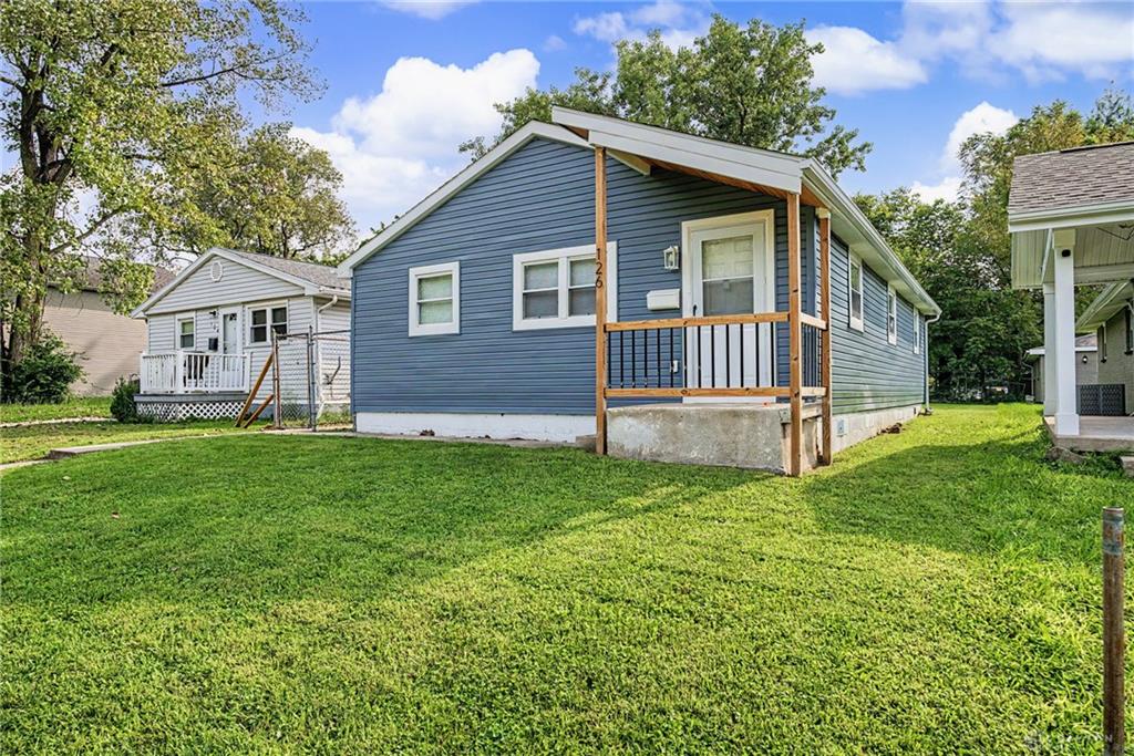 126 Holland Property Photo 3
