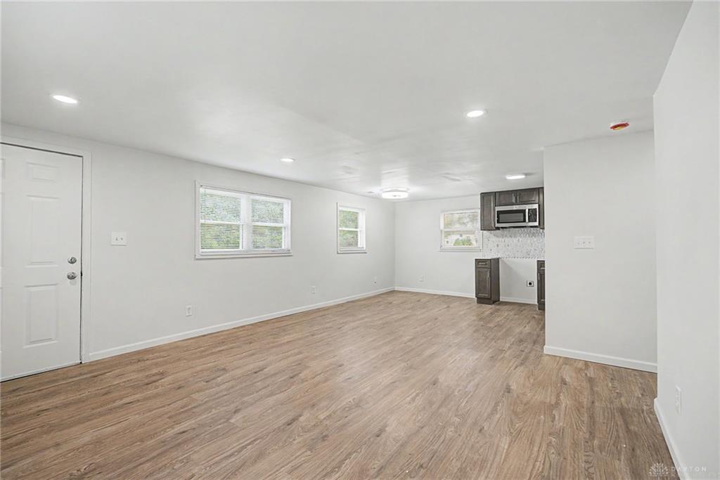 126 Holland Property Photo 8