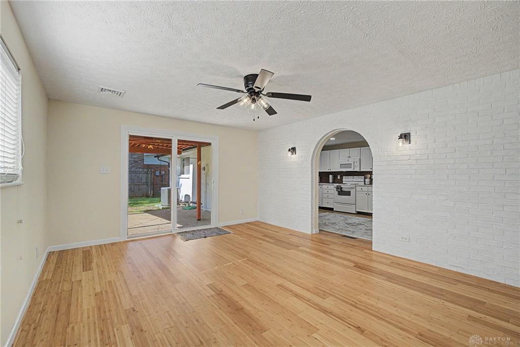 5214 Waverly Property Photo 15