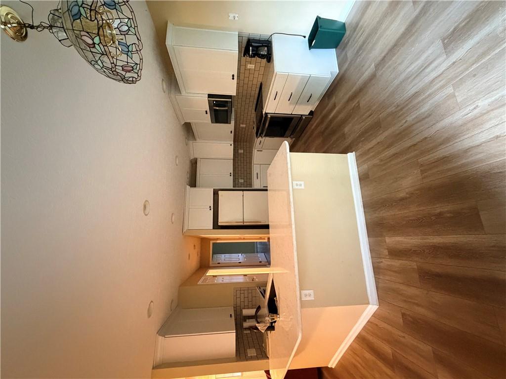 1288 Eagles Property Photo 6