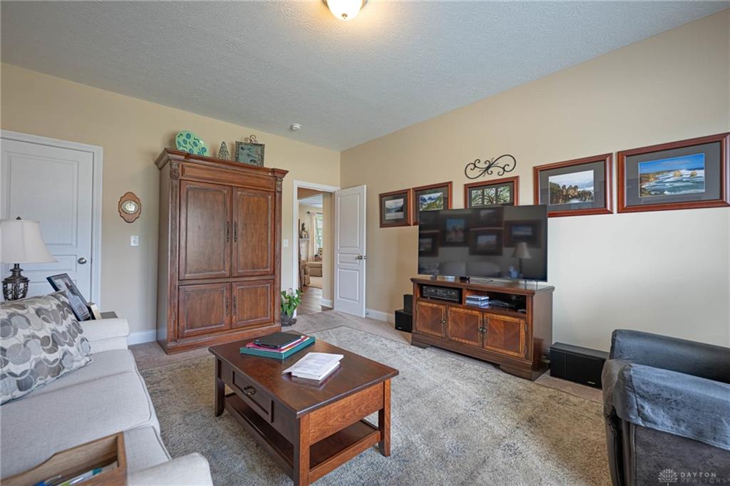 5 Rockview Property Photo 20