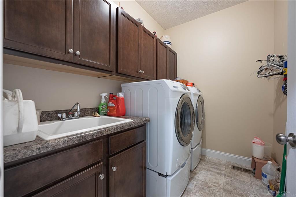 5 Rockview Property Photo 24