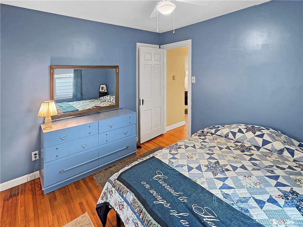2411 Queen Property Photo 11