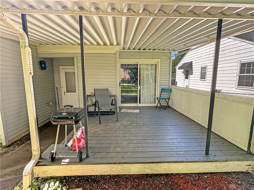 2411 Queen Property Photo 16