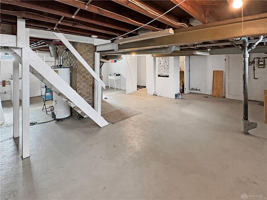 2411 Queen Property Photo 19