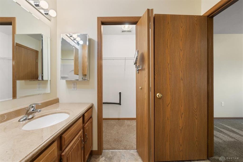 201 Ark Property Photo 29