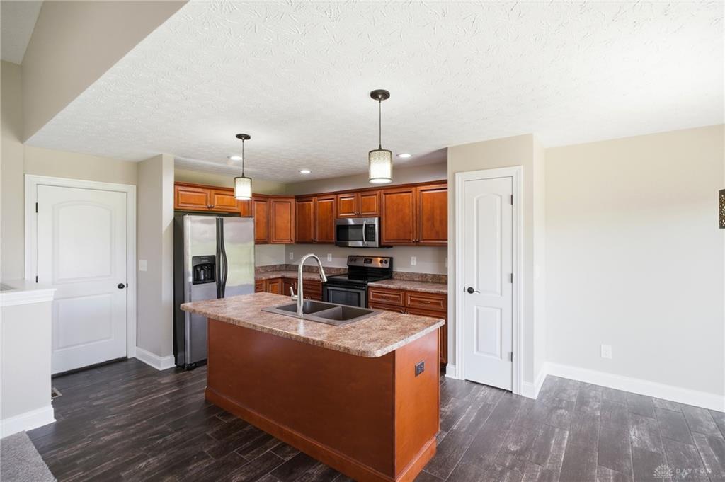 330 Deep Woods Court Property Photo 9