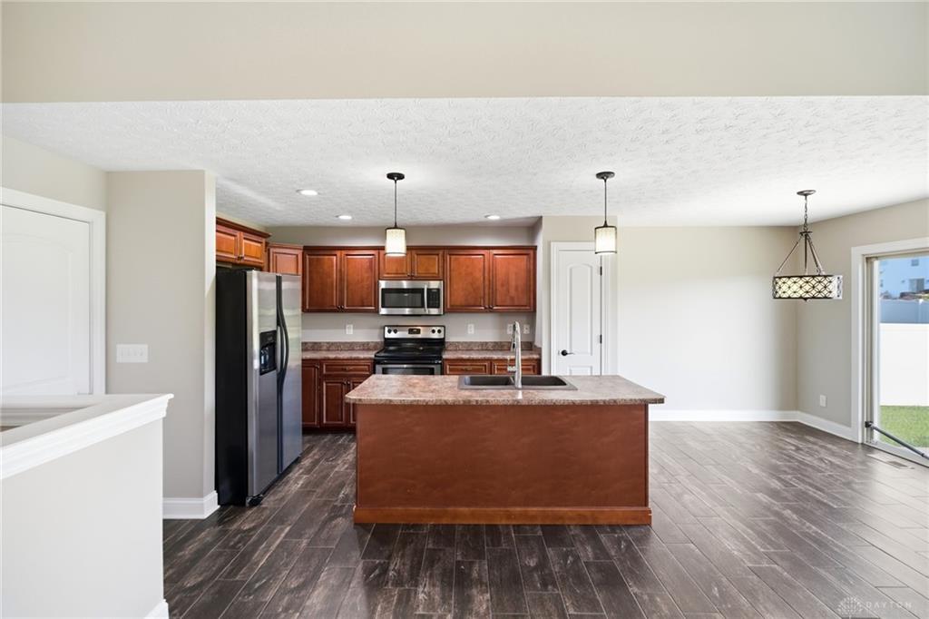 330 Deep Woods Court Property Photo 10