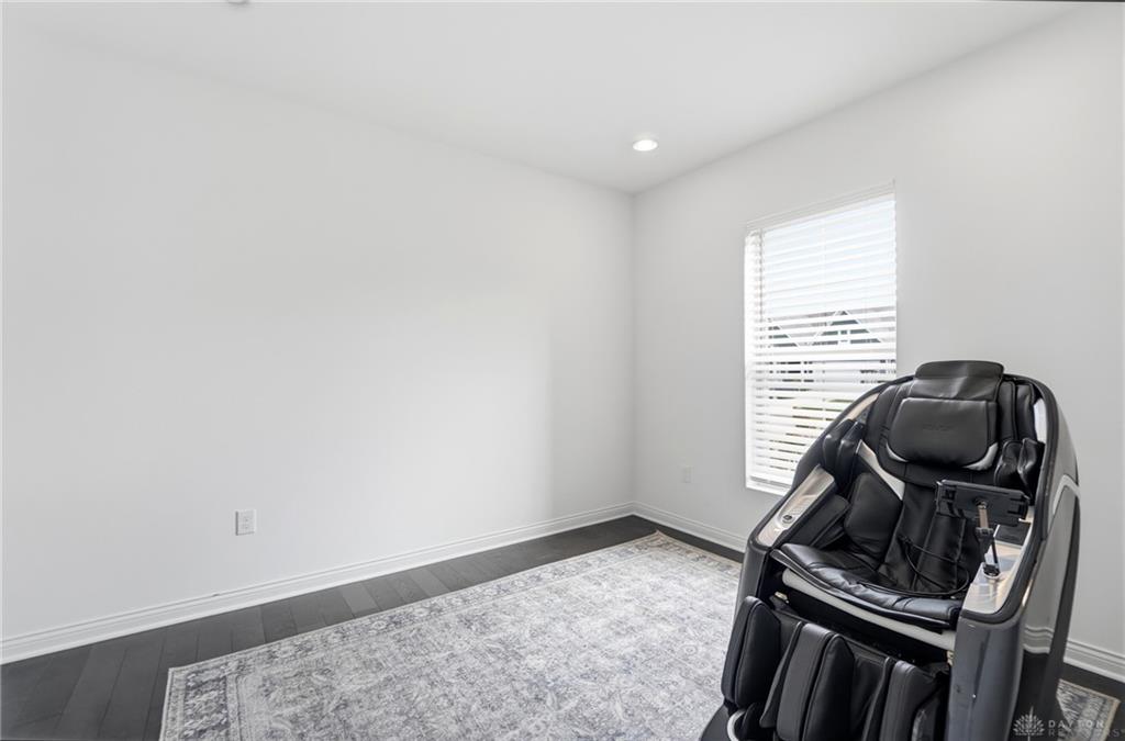 697 Dewmar Property Photo 13