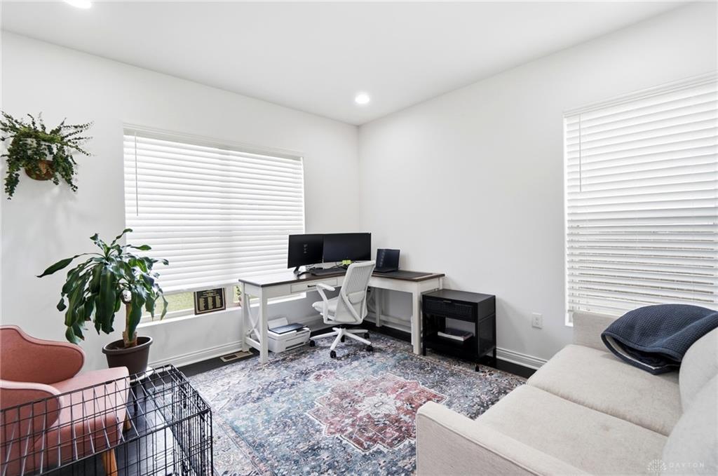 697 Dewmar Property Photo 18
