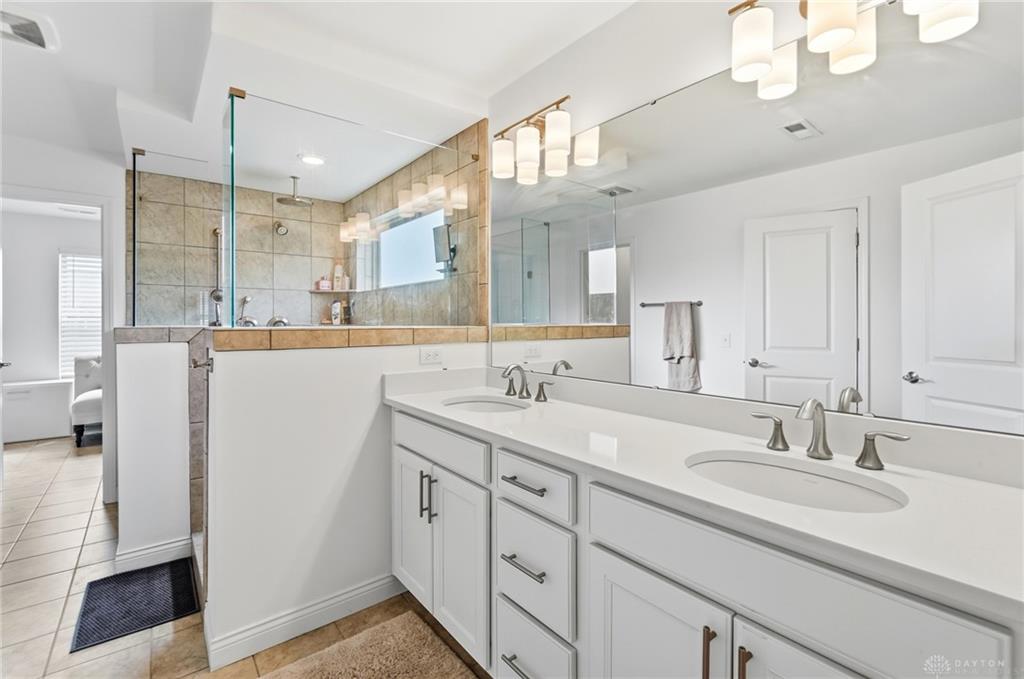 697 Dewmar Property Photo 22