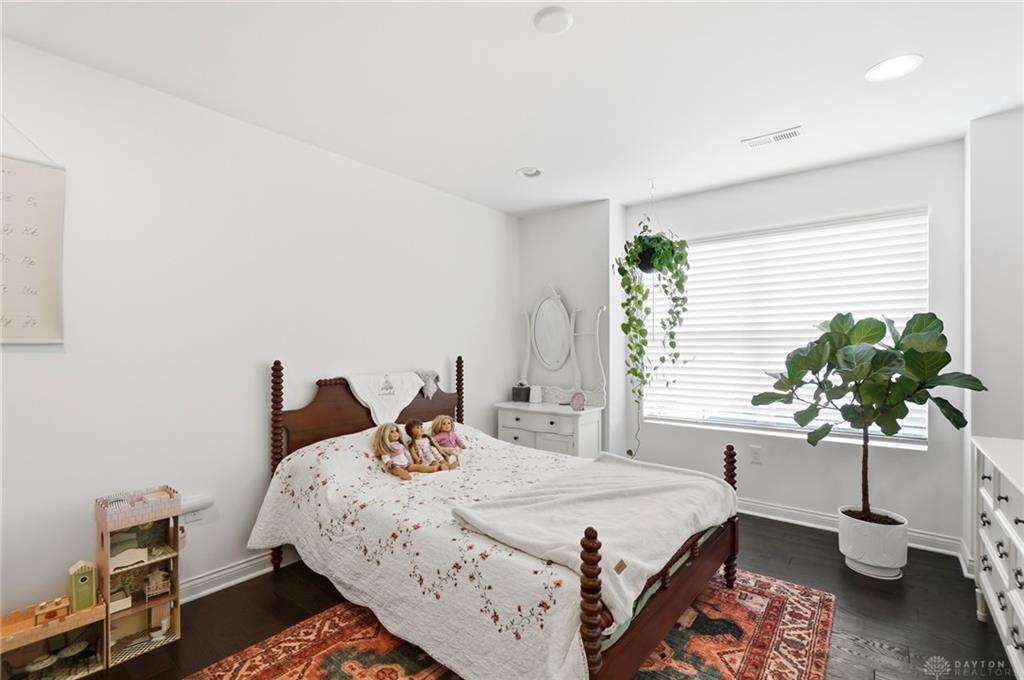 697 Dewmar Property Photo 27