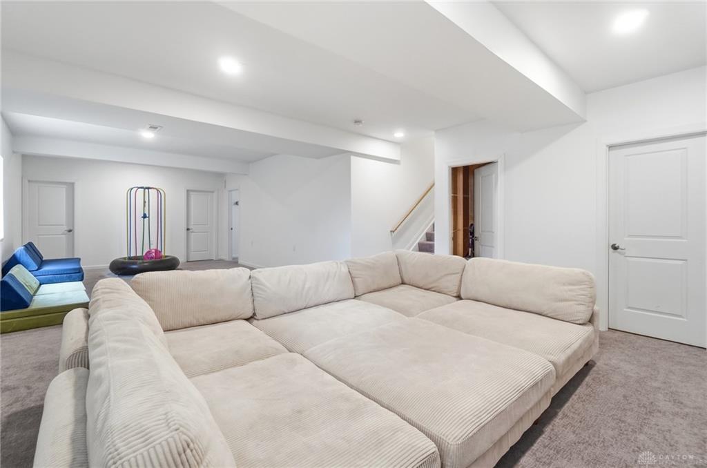 697 Dewmar Property Photo 35